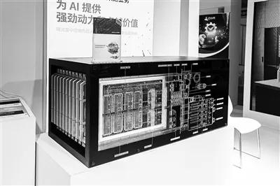 中国移动开创性地部署算力网络建设新型智算中心