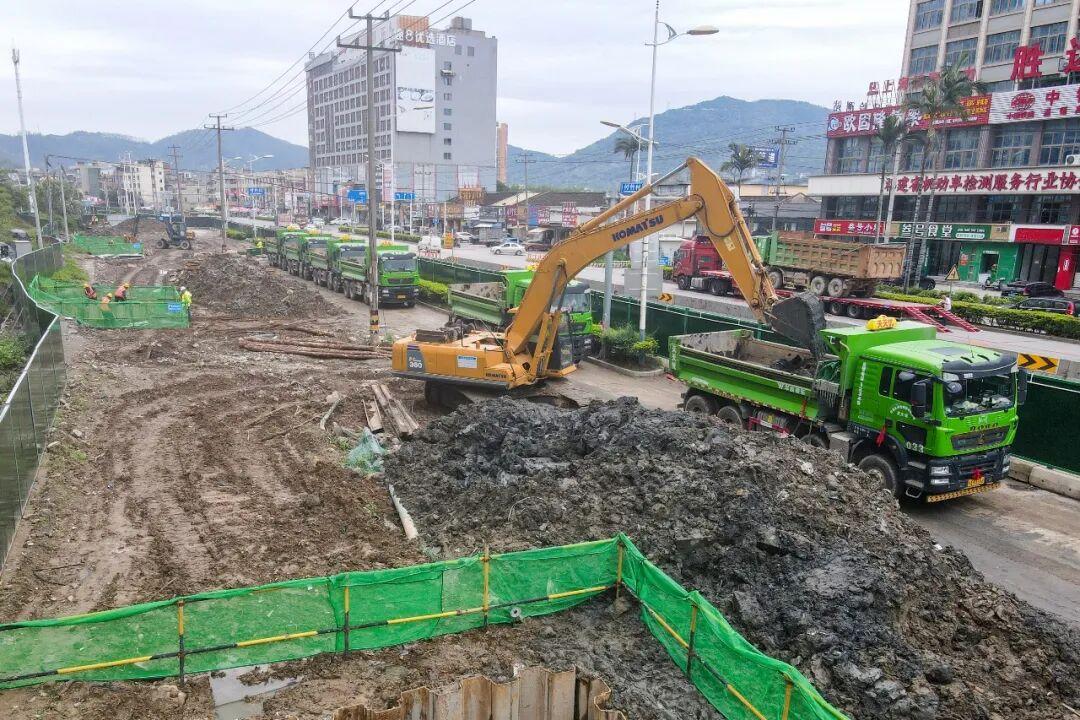 东南汽车城大道施工进展：城市大动脉全面动建(图3)