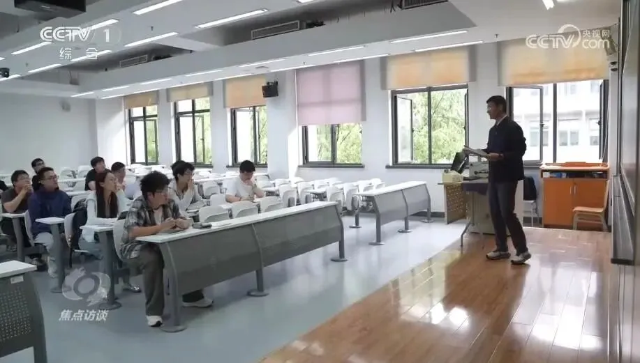 致敬科技先锋:桂海潮与野血复壮的报国梦(图2) 致敬科技先锋:桂海潮与野血复壮的报国梦(图2)