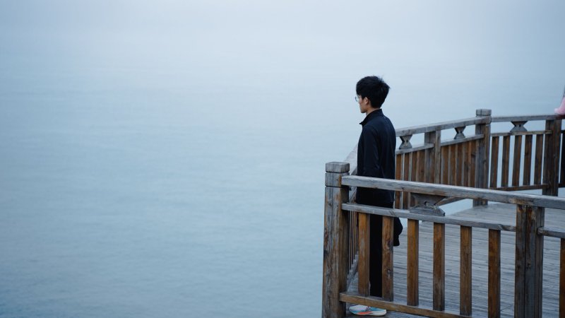 抑郁症患者情感疗愈：快乐感消失，如何找回麻木后的真实感受？