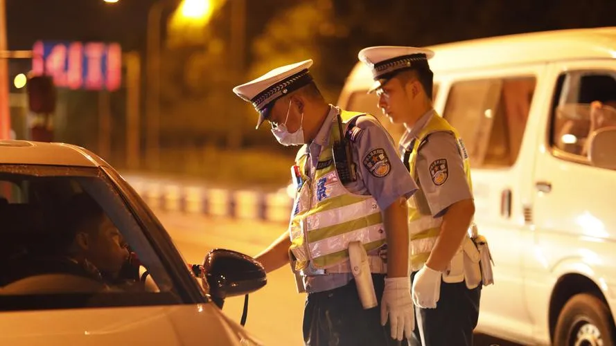 高考期间福州交警10项护考措施 保障考生出行畅通