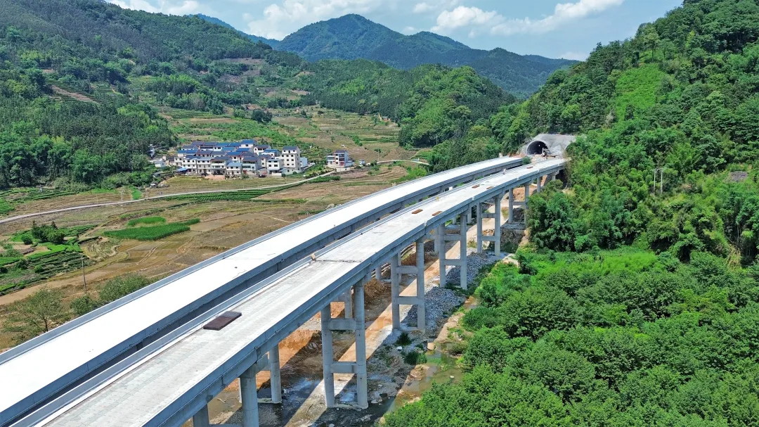 福建交通大贯通！漳州田墘高架桥全线通车，南平国道新进展(图4)
