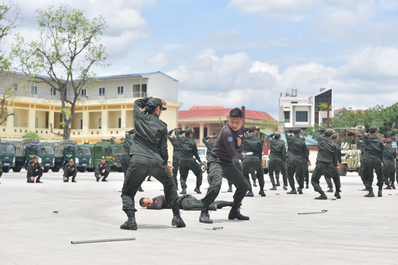 中国海军组织反恐反海盗演练锤炼官兵应急处突能力
