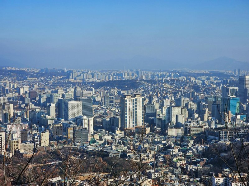 韩国议政府地方法院第三刑事庭21日开庭审理