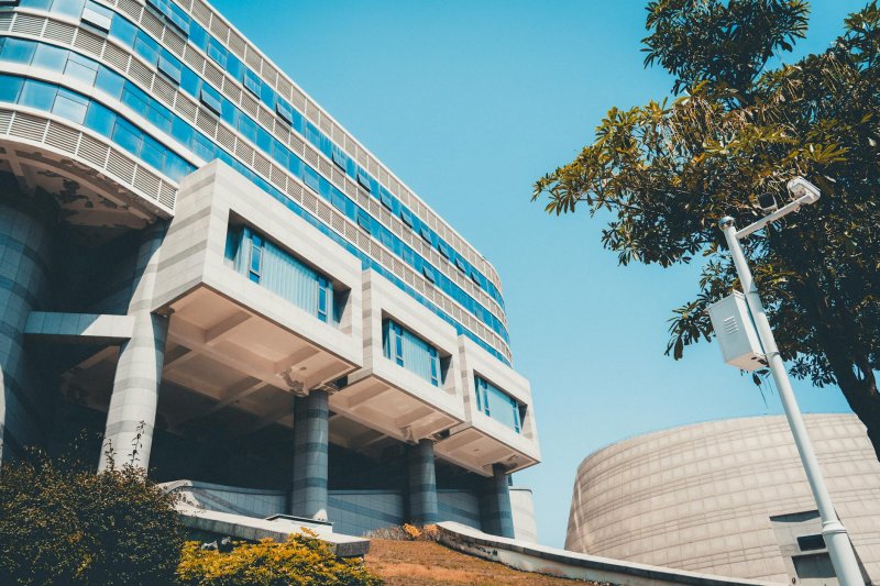 最高法发布依法平等保护民营企业11个典型案例