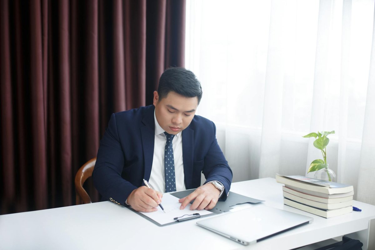 证监会:优化上市公司独立董事制度改革六章四十八条(图1) 证监会:优化上市公司独立董事制度改革六章四十八条(图1)