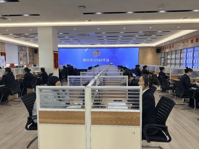漳州12345热线领导接听企业诉求，解答国补、排污、商标等问题(图2)