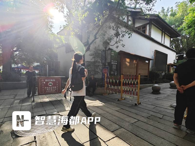 2026福建高考26.79万考生开考 多部门全程护考(图1) 2026福建高考26.79万考生开考 多部门全程护考(图1)