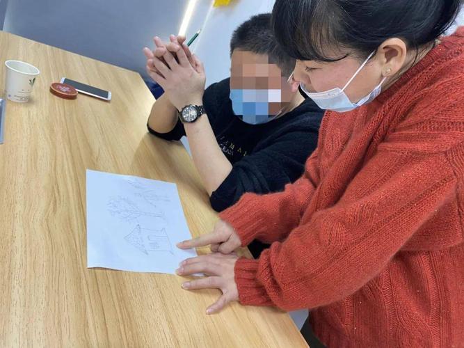 快递员压力大怕人笑，社区免费心理咨询解心结(图2)