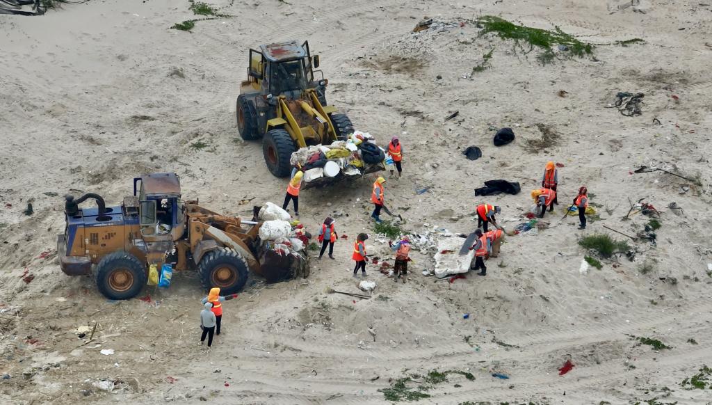 福建水源地垃圾清理后大变样，现场已设监控和专人巡查(图5)