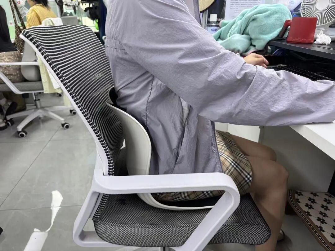 护腰坐垫有用吗？别指望它让你久坐不伤腰(图4)