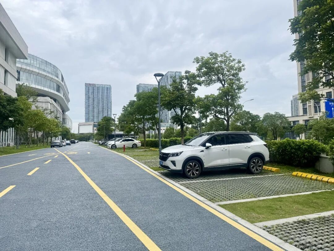 福州福清10家单位停车场免费开放，夜间周末都能停(图1)