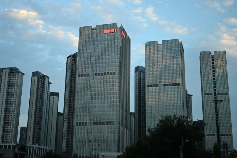 7月份全国CPI环比由上月下降0.2%转为上涨0.2%