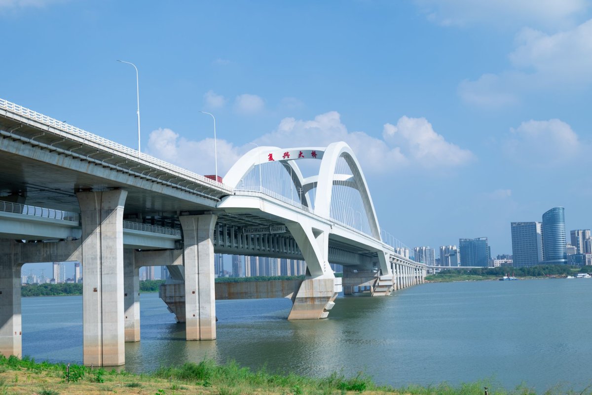 南水北调中线工程运行平稳共6座建筑物超警戒水位(图2) 南水北调中线工程运行平稳共6座建筑物超警戒水位(图2)
