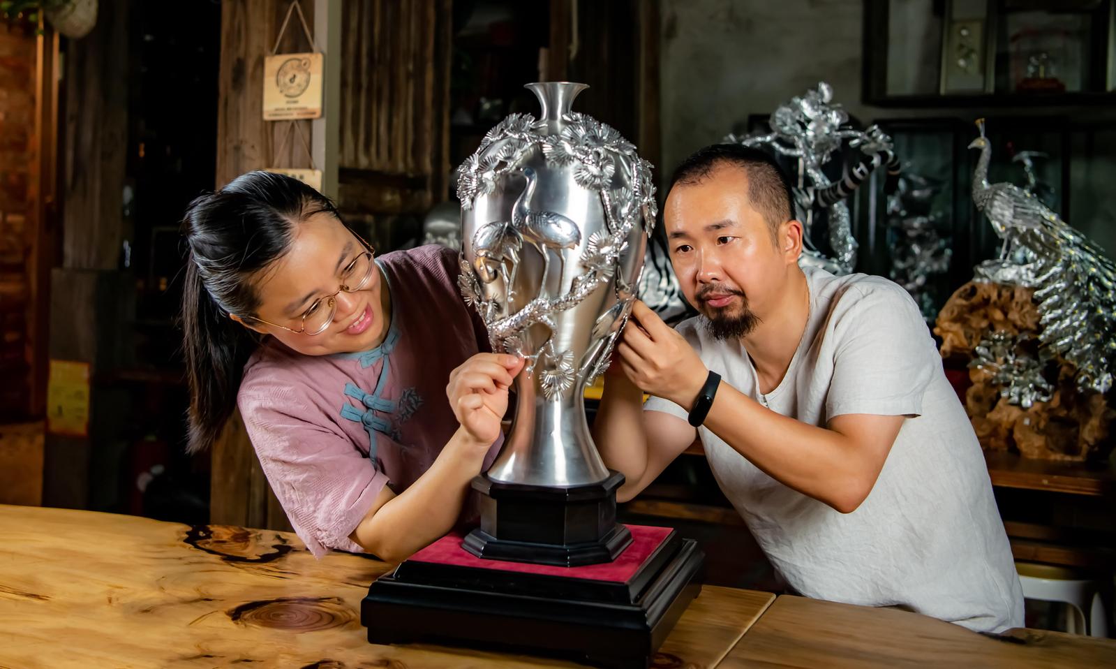 厦门珠绣成年轻人新宠,非遗如何变时尚?(图5) 厦门珠绣成年轻人新宠,非遗如何变时尚?(图5)