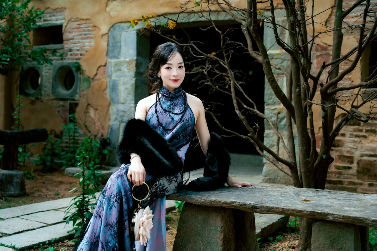 “赌王”最宠爱女儿何超仪:婚姻坎坷重重(图2) “赌王”最宠爱女儿何超仪:婚姻坎坷重重(图2)