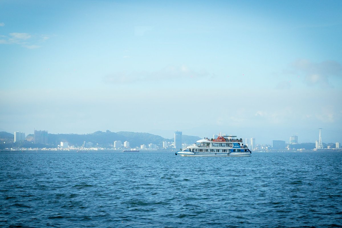 中国海军“和平方舟”号医院船访问所罗门群岛(图2) 中国海军“和平方舟”号医院船访问所罗门群岛(图2)