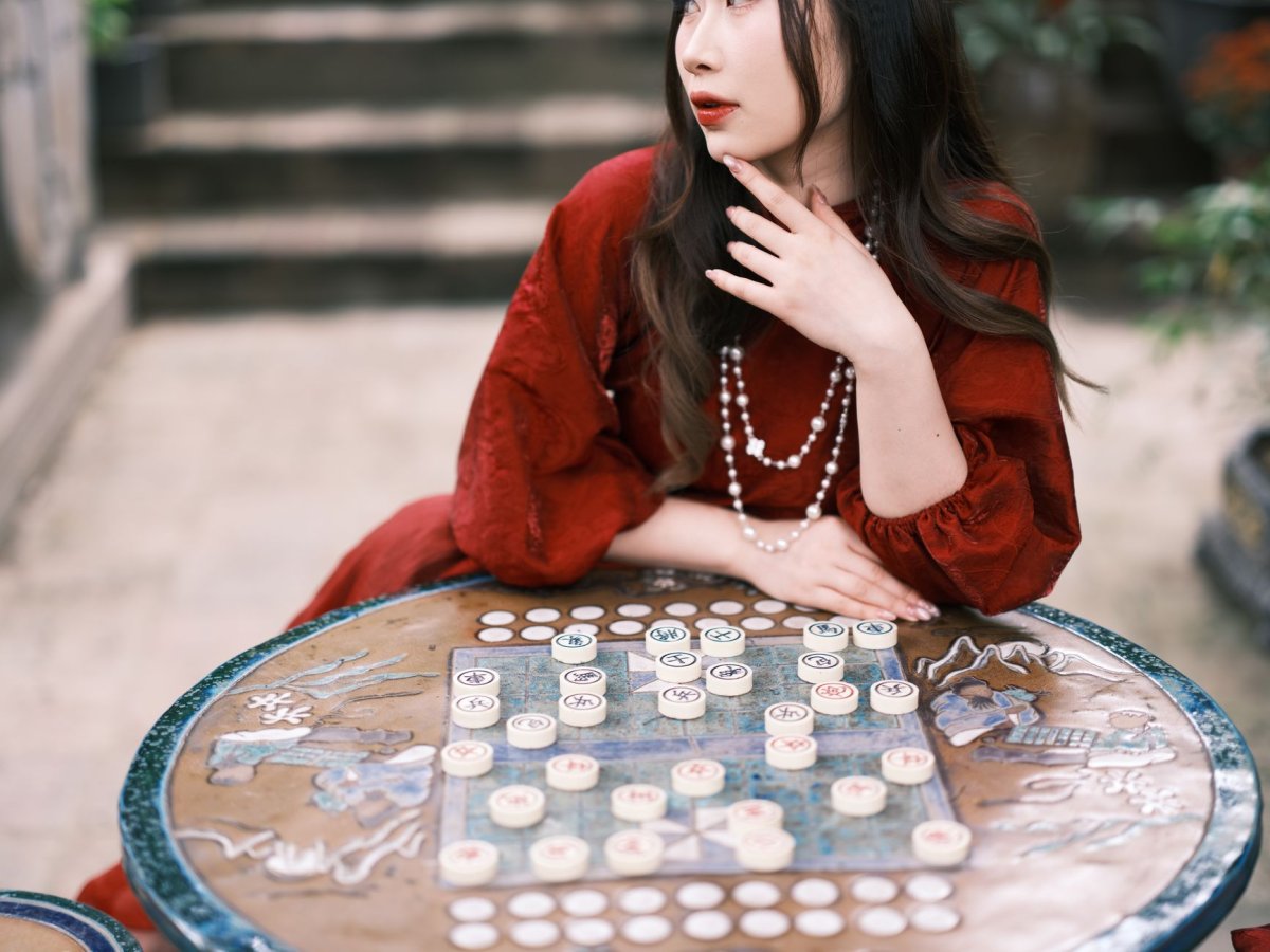 鄂尔多斯·呼能杯第三届中国女子围棋名人战挑战赛结束(图1) 鄂尔多斯·呼能杯第三届中国女子围棋名人战挑战赛结束(图1)