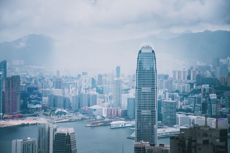 证监会副主席李超：发挥香港支持中国企业融资国际平台作用