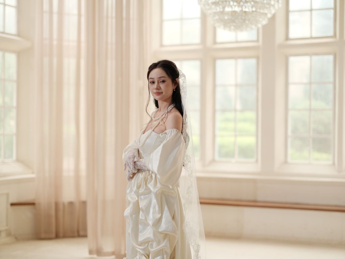 她曾是一代女神,离婚后就嫁给了她(图1) 她曾是一代女神,离婚后就嫁给了她(图1)