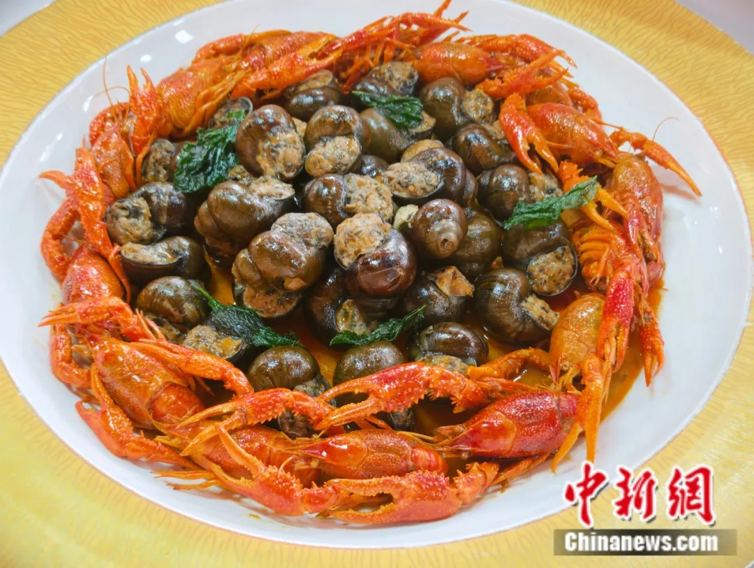 柳州万物皆可螺蛳味！300道创意菜脑洞大开(图31)
