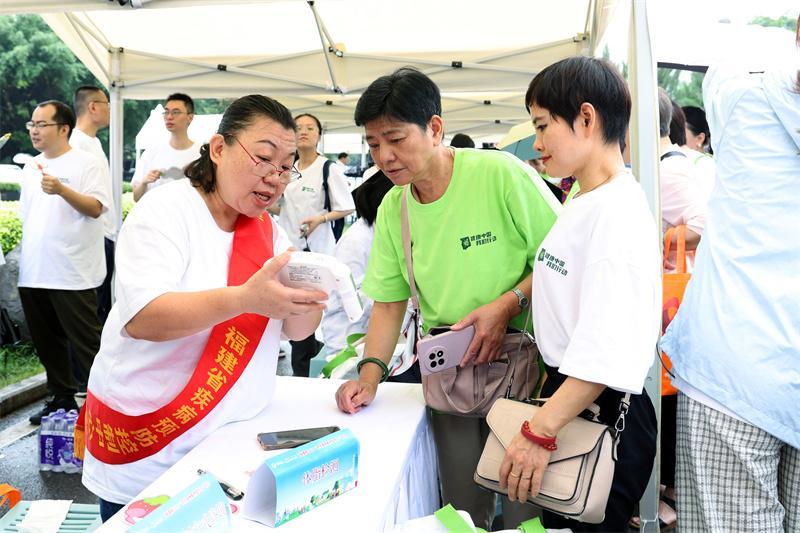 福建启动全民健康素养月，教你防治慢病、科学运动(图1)