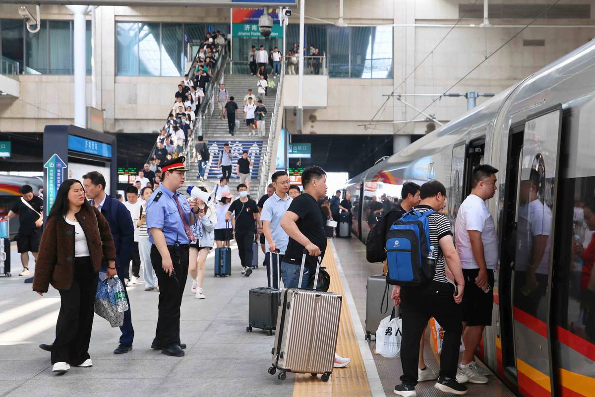 2026端午假期南铁预计发送567万人次 短途探亲旅游为主(图1) 2026端午假期南铁预计发送567万人次 短途探亲旅游为主(图1)