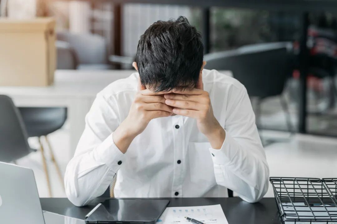 凌晨3点总醒？早醒失眠怎么办，快速解决方法(图2)