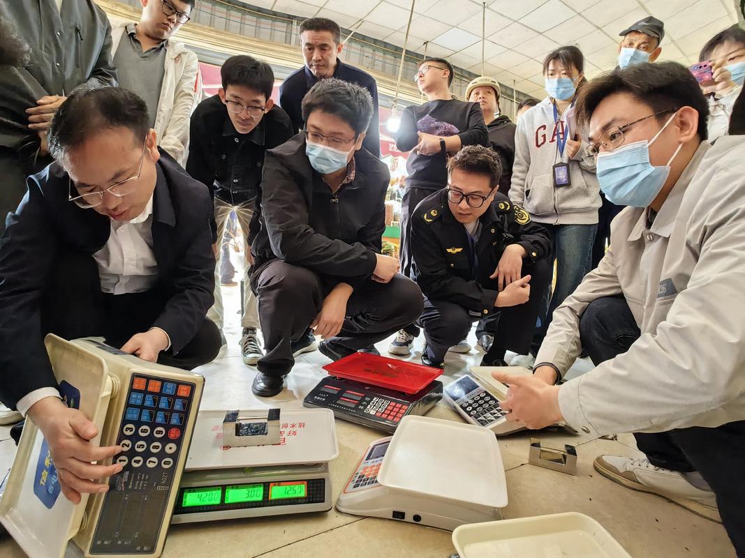 买菜被坑？凉菜摊主用鬼秤作弊被法院强制执行(图1)