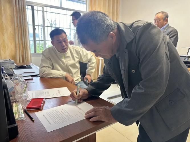 路灯坏了找能人,泰宁155机制让村民心里踏实(图2) 路灯坏了找能人,泰宁155机制让村民心里踏实(图2)
