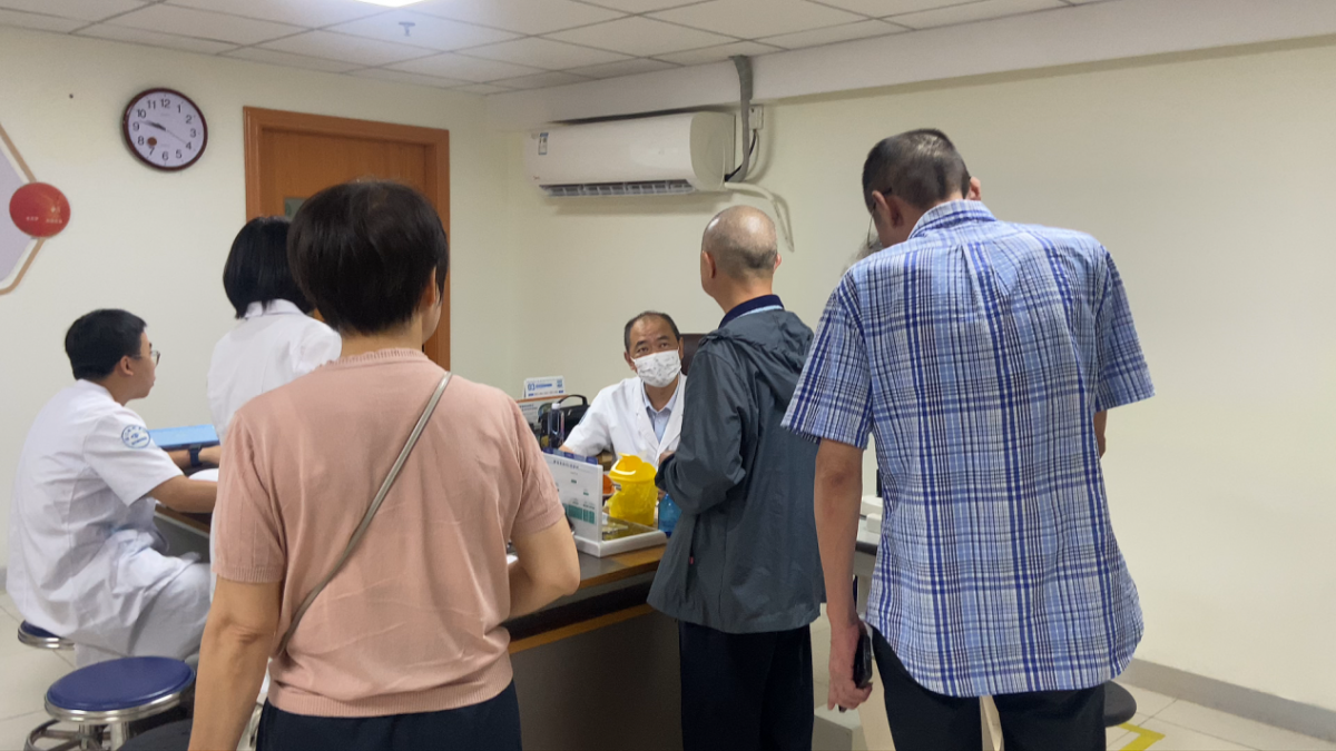 上班族看老花眼不用请假了！厦门眼科漳州周六加开老花眼门诊(图4)