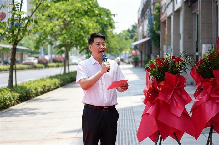 连江渔业保险营业部揭牌,渔民保费超亿元,保障更安心(图2) 连江渔业保险营业部揭牌,渔民保费超亿元,保障更安心(图2)