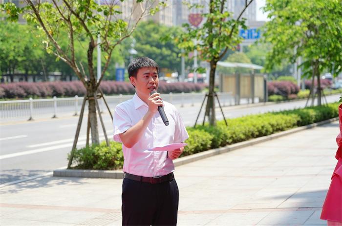 连江渔业保险营业部揭牌,渔民保费超亿元,保障更安心(图3) 连江渔业保险营业部揭牌,渔民保费超亿元,保障更安心(图3)
