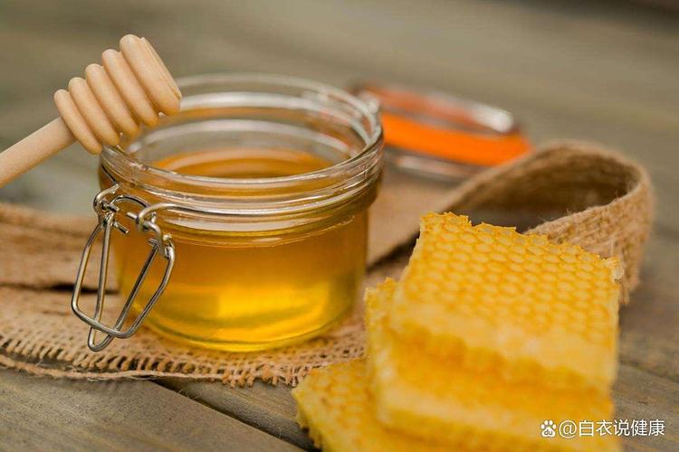 长期喝蜂蜜水有啥好处？营养与注意事项全解析(图1)