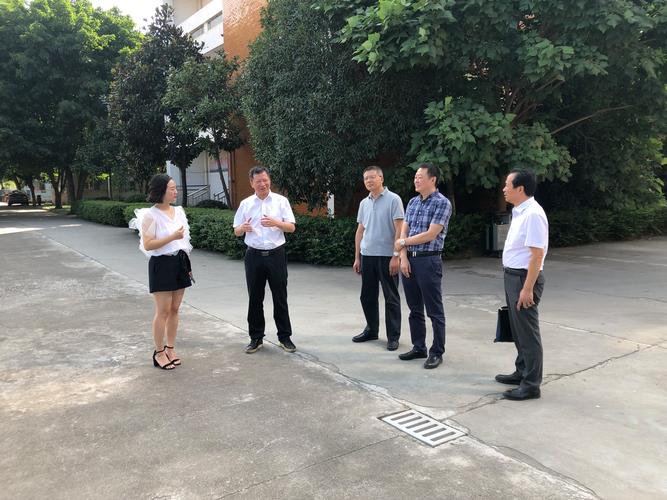 高山气象站守了36年，陈为德：风雨天也得仔细检查设备(图2)