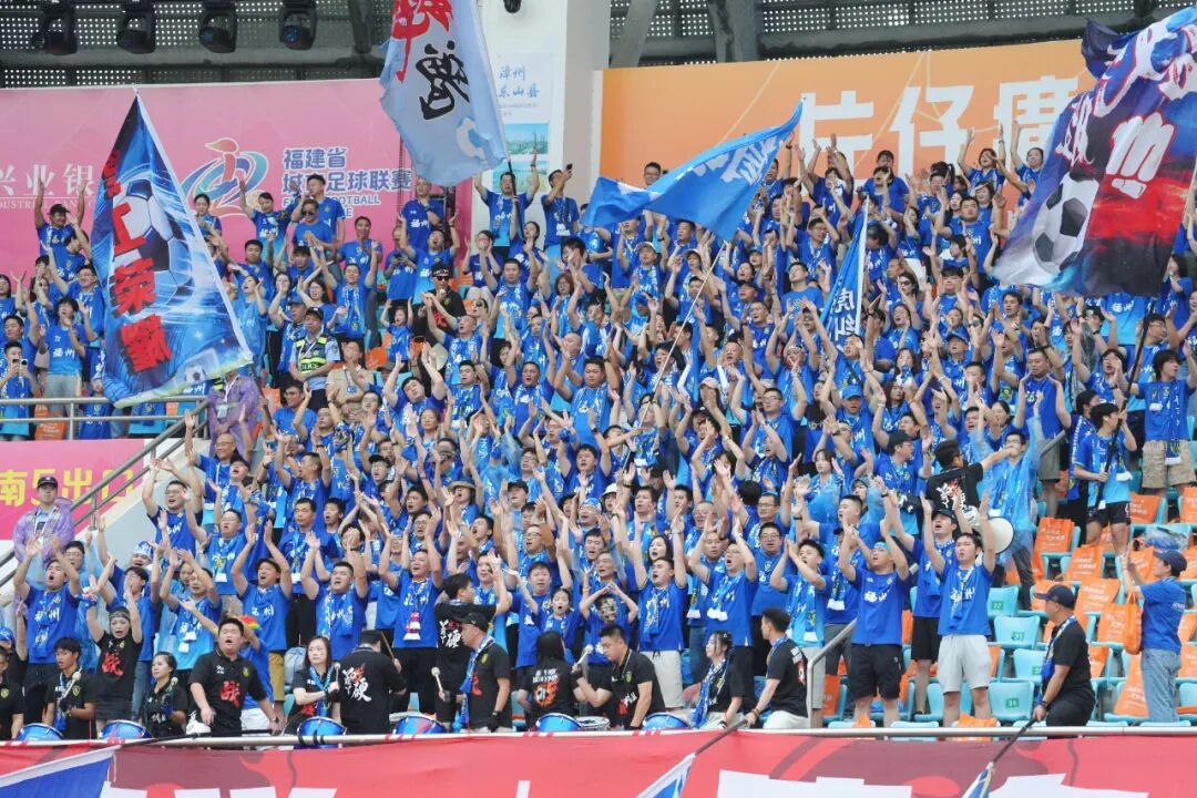 福州队客场1-0胜漳州，闽超六连胜势不可挡(图10)