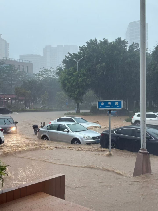 莆田遭遇强降雨，各部门迅速响应防汛抢险(图4)