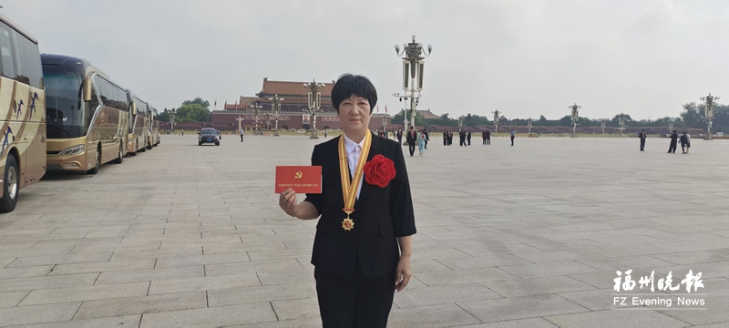 福清吉钓岛村医王锦萍坚守40年获全国优秀共产党员称号(图1) 福清吉钓岛村医王锦萍坚守40年获全国优秀共产党员称号(图1)
