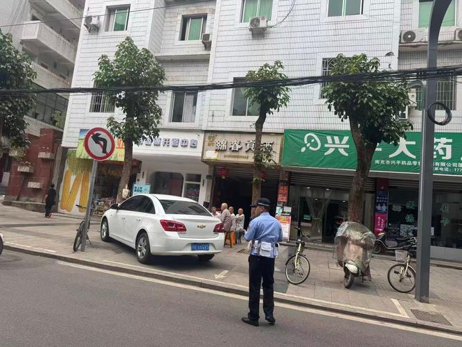 福州百日攻坚整治占道摊点，6月底到9月，市民出行更畅通(图2)