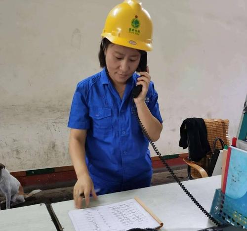 铁娘子调解空调噪音，退休女工守护社区和谐(图2)