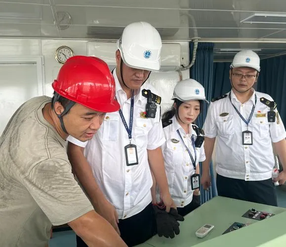超强台风逼近福建，沿海景区关闭、客渡停航，游客出行需注意