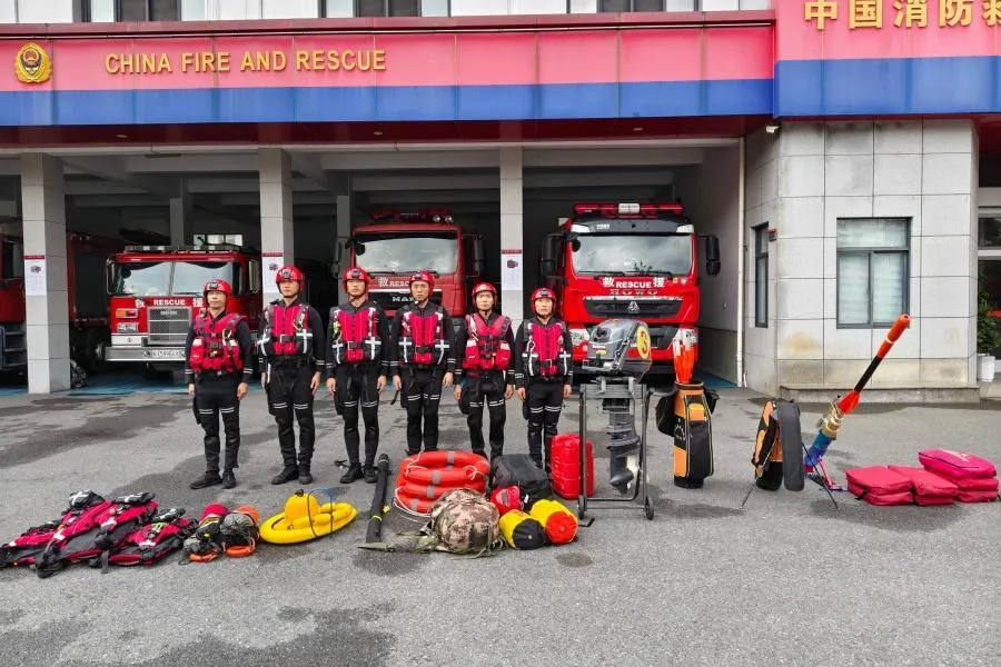 台风巴威来袭,福建消防严阵以待保安全(图3) 台风巴威来袭,福建消防严阵以待保安全(图3)