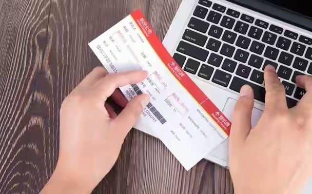 航班超售别慌！你的免费退改、现金补偿、食宿全攻略(图2)