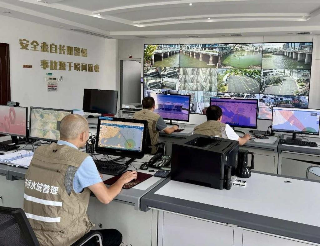 台风巴威逼近福建,水库提前泄洪腾库保安全(图3) 台风巴威逼近福建,水库提前泄洪腾库保安全(图3)