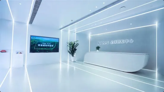 三棵树助力航天防护材料获奖,企业创新如何服务国家战略?(图2) 三棵树助力航天防护材料获奖,企业创新如何服务国家战略?(图2)