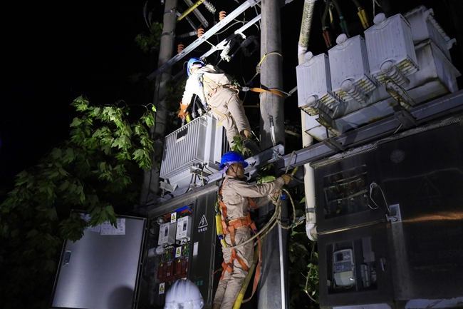台风巴威未正面登陆,福建白忙一场?不,这是对生命的最高敬畏(图3) 台风巴威未正面登陆,福建白忙一场?不,这是对生命的最高敬畏(图3)