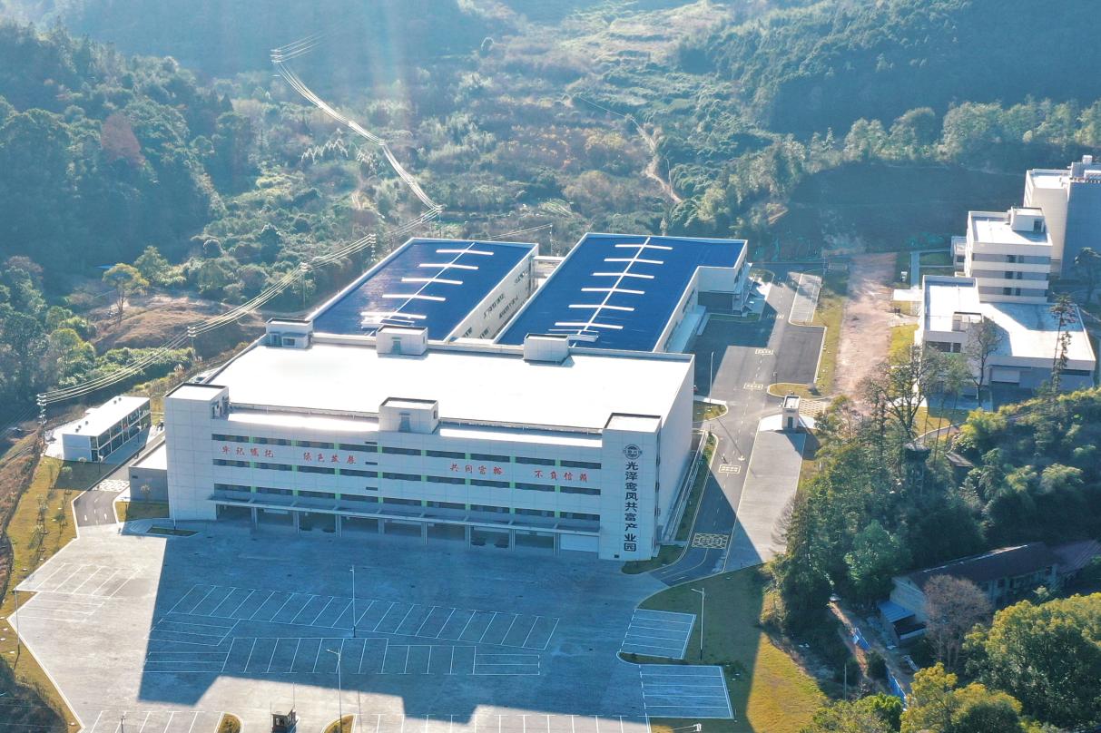 鸡爪加工厂引进智能设备,效率提升15倍,用工省75%(图2) 鸡爪加工厂引进智能设备,效率提升15倍,用工省75%(图2)