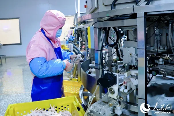 鸡爪加工厂引进智能设备，效率提升15倍，用工省75%(图4)