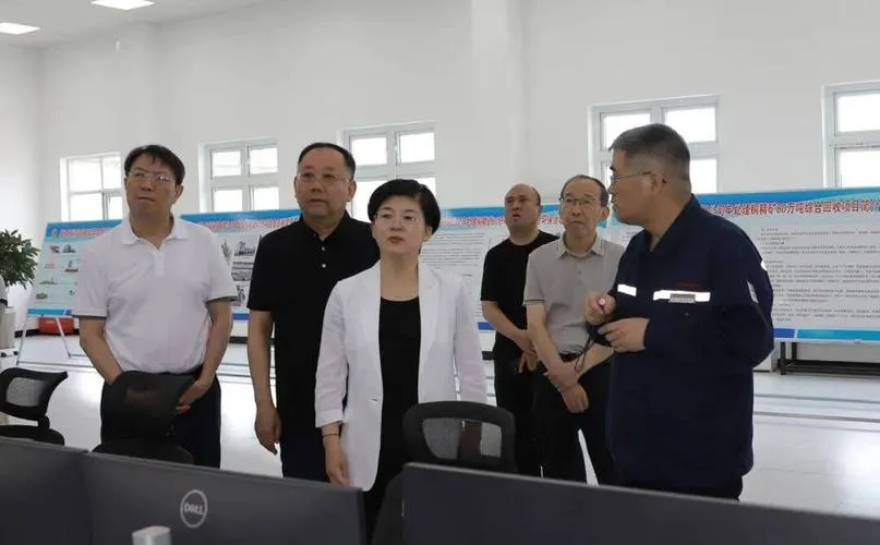 省长调研开发区:统筹发展与安全,推动高质量发展(图1) 省长调研开发区:统筹发展与安全,推动高质量发展(图1)