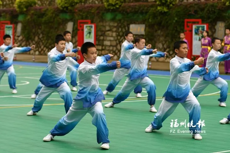福州推出校园武术操 让孩子强身又传承文化(图1) 福州推出校园武术操 让孩子强身又传承文化(图1)